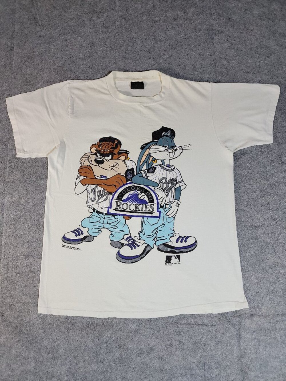 Vintage 1993 Looney Tunes x Colorado Rockies T-Shirt | Single Stitch Arms️ Large